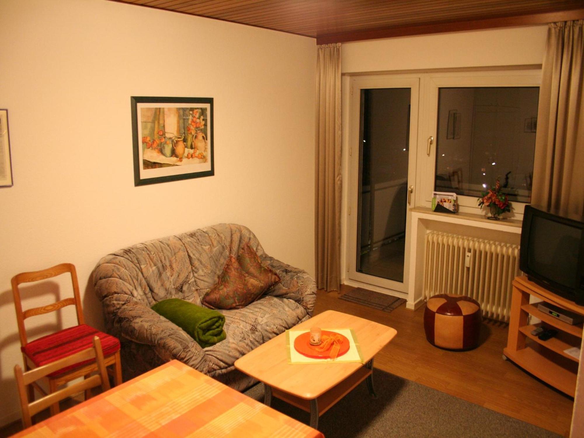 Serene Apartment In Meschede With Balcony Grevenstein エクステリア 写真