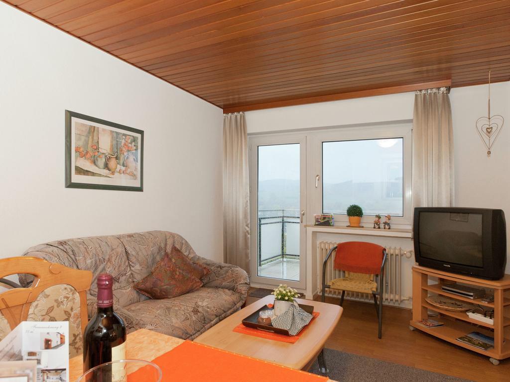 Serene Apartment In Meschede With Balcony Grevenstein エクステリア 写真